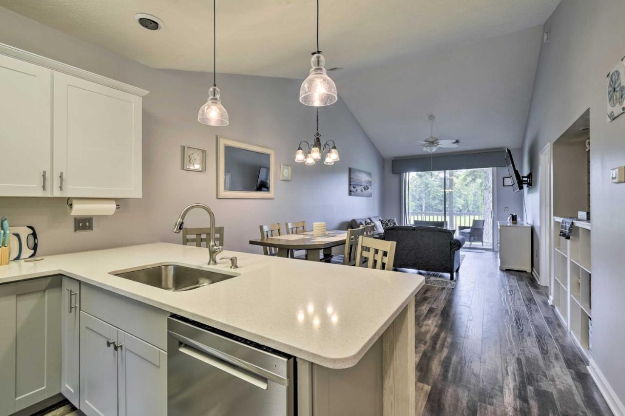 Lovely Myrtle Beach Condo With Community Pool! 외부 사진