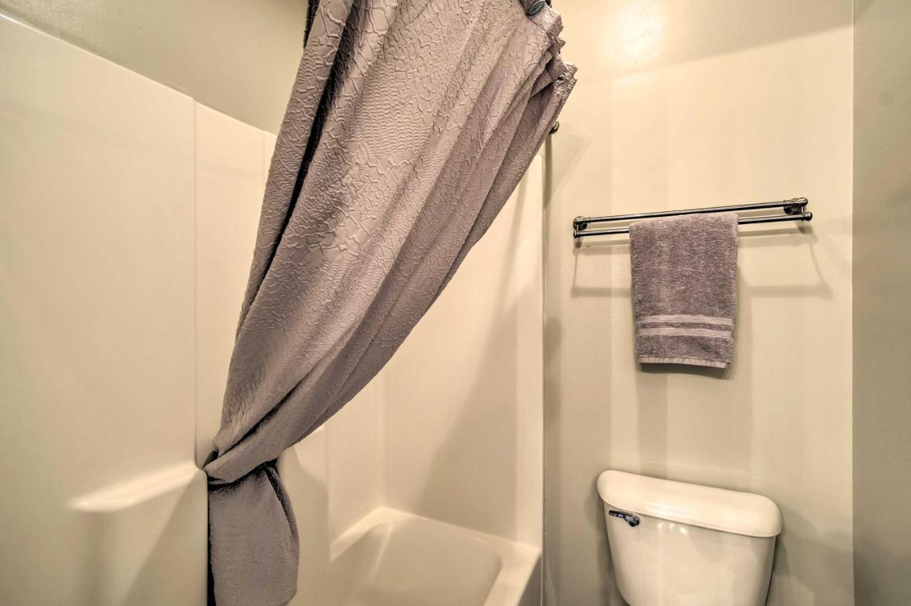 Lovely Myrtle Beach Condo With Community Pool! 외부 사진